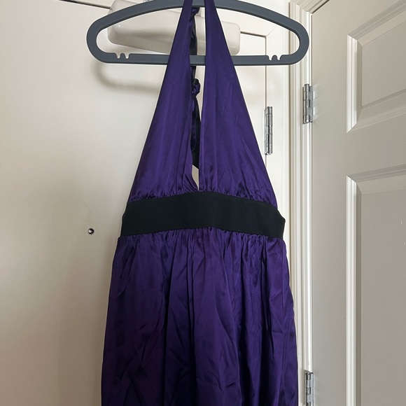 Alice and Olivia halter, bubble hemmed dress, with deep V - Picture 1 of 5